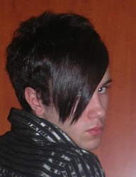 Fryzury Średnie Alternatywne EMO - 14870