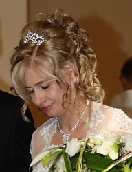 Fryzury Średnie Ślubne - 50430