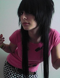 Fryzury Średnie Alternatywne EMO - 172748