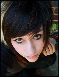 Fryzury Średnie Alternatywne EMO - 34054