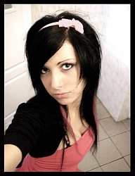 Fryzury Średnie Alternatywne EMO - 66998