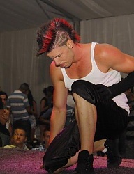 Fryzury Męskie Krótkie Alternatywne Punk Rock - 1148053