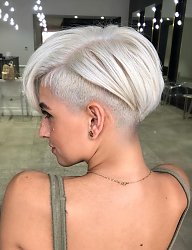 Fryzury Krótkie Na co dzień Proste Rozpuszczone Blond - 3274012