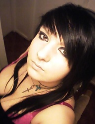 Fryzury Średnie Alternatywne EMO - 349822