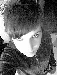 Fryzury Średnie Alternatywne EMO - 152619