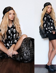 Moda Inne Moda uliczna - 1786031