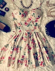 Moda Sukienki Dzienne - 3211806