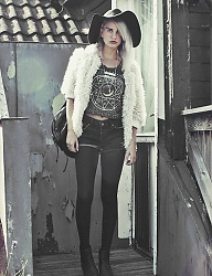 Moda Inne Moda uliczna - 2115903