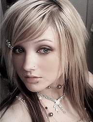 Fryzury Średnie Alternatywne EMO - 250531