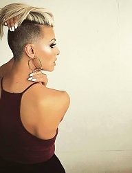 Fryzury Krótkie Alternatywne Tribale - wzory na głowie Blond - 3034977