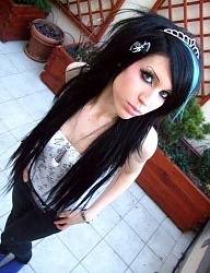 Fryzury Średnie Alternatywne EMO - 162782