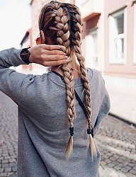 Fryzury Długie Na co dzień Kręcone Warkocze Blond - 3203733