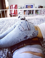 Moda Spodnie Jeansy - 1824792