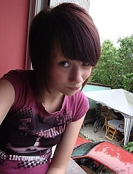 Fryzury Średnie Alternatywne EMO - 337355