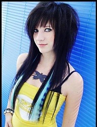 Fryzury Średnie Alternatywne EMO - 33798