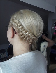 Fryzury Długie Wieczorowe Proste Warkocze Blond - 3040952