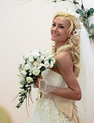 Fryzury Średnie Ślubne - 824788