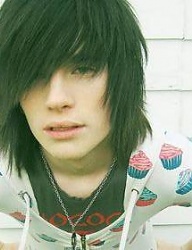 Fryzury Średnie Alternatywne EMO - 106336