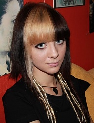 Fryzury Długie Alternatywne Punk Rock Kolorowe - 1170107