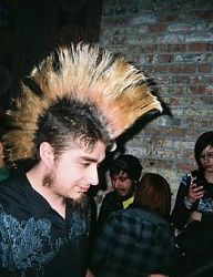Fryzury Męskie Średnie Alternatywne Punk Rock - 1100973