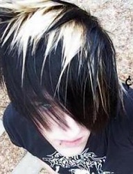 Fryzury Średnie Alternatywne EMO - 1366