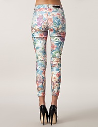 Moda Spodnie Jeansy - 1825312