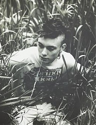 Fryzury Męskie Krótkie Alternatywne Punk Rock - 1167723