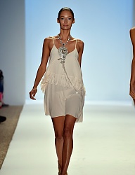 Moda Sukienki Dzienne - 2041215