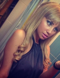 Fryzury Długie Na co dzień Proste z grzywką Rozpuszczone Blond - 2417224