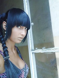 Fryzury Średnie Alternatywne EMO - 849607