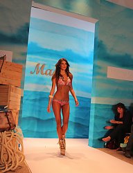 Moda Bielizna Na plażę - 2042768