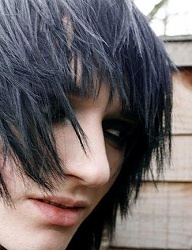 Fryzury Średnie Alternatywne EMO - 9034