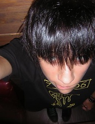 Fryzury Średnie Alternatywne EMO - 36993