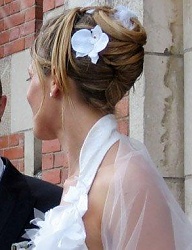 Fryzury Średnie Ślubne - 794212
