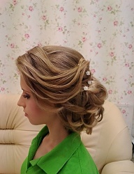 Fryzury Długie Ślubne Kręcone Upięcie Blond - 2735989