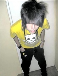 Fryzury Średnie Alternatywne EMO - 708588
