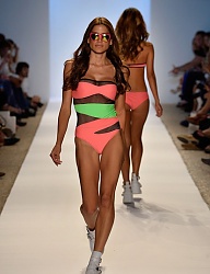 Moda Bielizna Na plażę - 2805887
