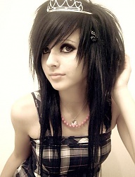 Fryzury Średnie Alternatywne EMO - 49594