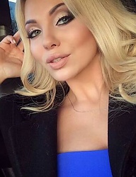 Fryzury Średnie Na co dzień Kręcone Rozpuszczone Blond - 3022932