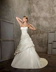 Moda Ślub Suknie ślubne - 579588