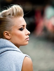 Fryzury Średnie Na co dzień Proste Upięcie Blond - 2720158