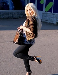 Moda Inne Moda uliczna - 1681471