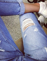 Moda Spodnie Jeansy - 1817785
