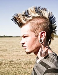Fryzury Męskie Krótkie Alternatywne Punk Rock Kolorowe - 1093779