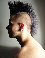 Fryzury Męskie Krótkie Alternatywne Punk Rock Kolorowe - 1192545