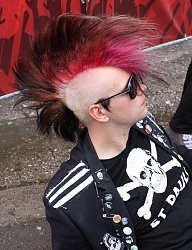 Fryzury Męskie Krótkie Alternatywne Punk Rock Kolorowe - 1373230