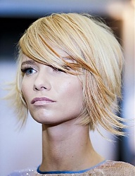 Fryzury Średnie - 380633
