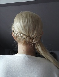 Fryzury Długie Wieczorowe Proste Warkocze Blond - 3040954