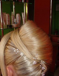Fryzury Długie Ślubne Proste Upięcie Blond - 1312868