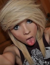 Fryzury Średnie Alternatywne EMO Blond - 1275780